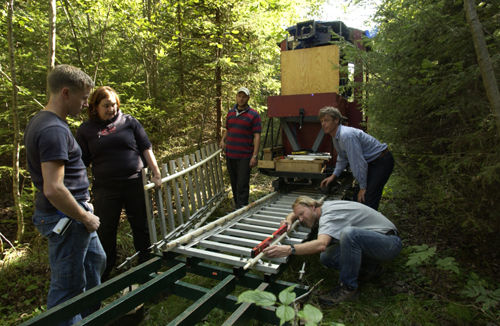 On flexible rails through the forest. Left to right Dennis, Ninon, Eivind, Morten, Frode.  Photo by Håkon Bonafede.